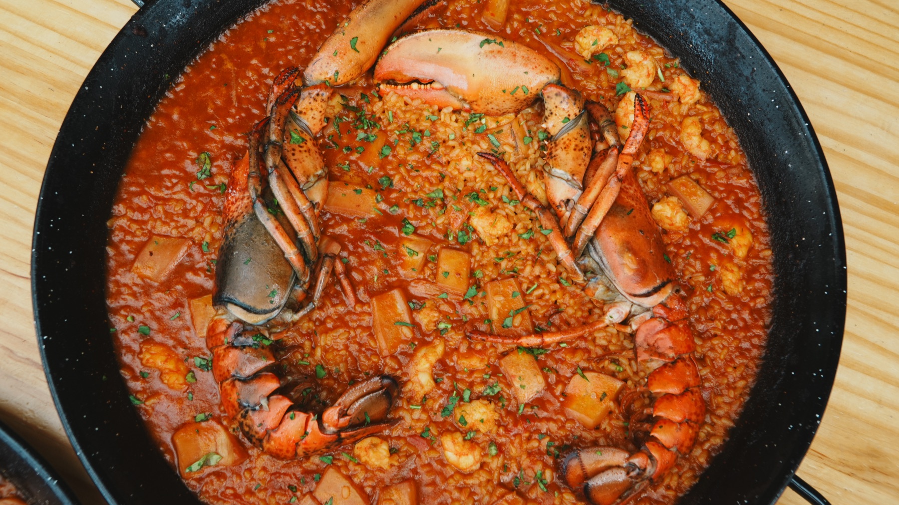 Arroz con bogavante preparado por encargo en El Tinglao
