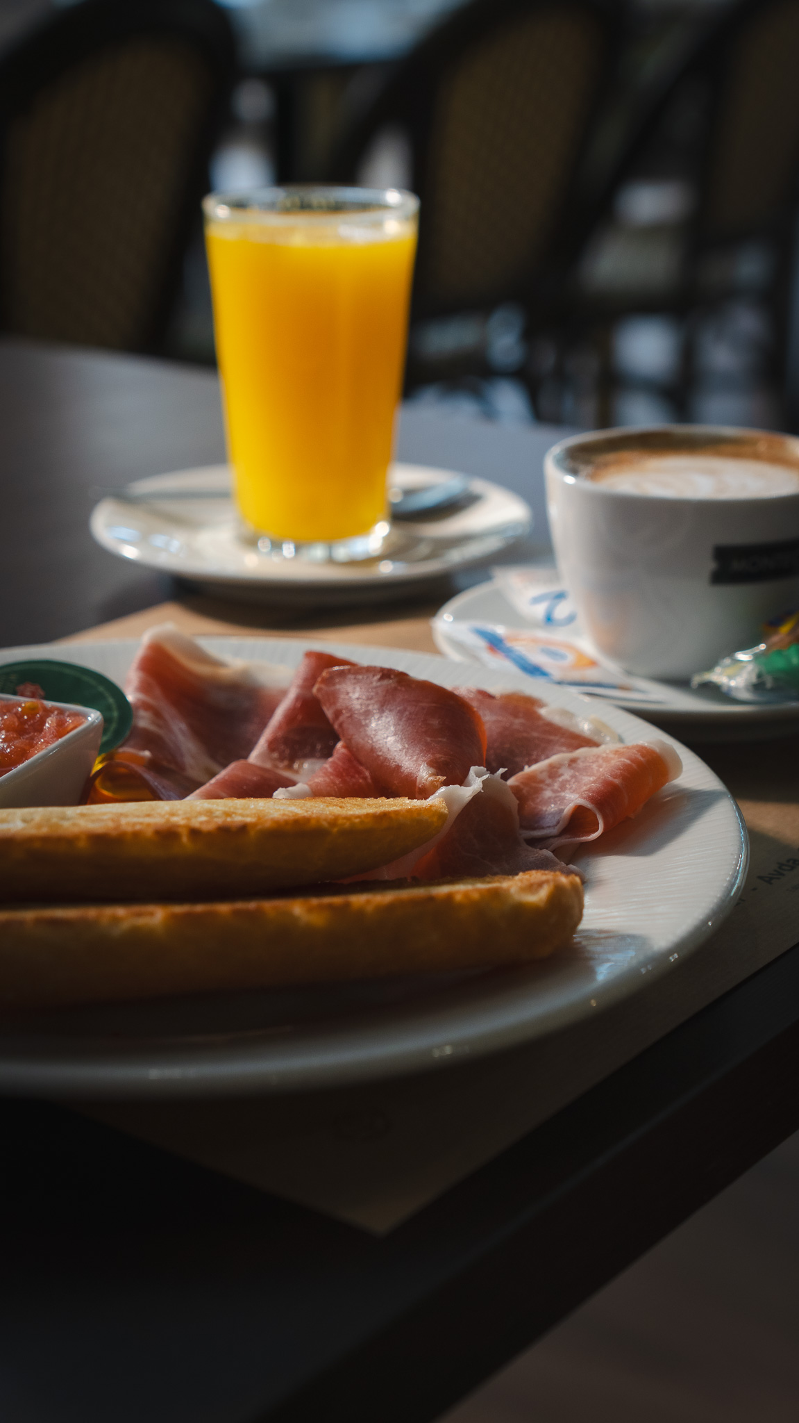 Desayuno con café y zumo